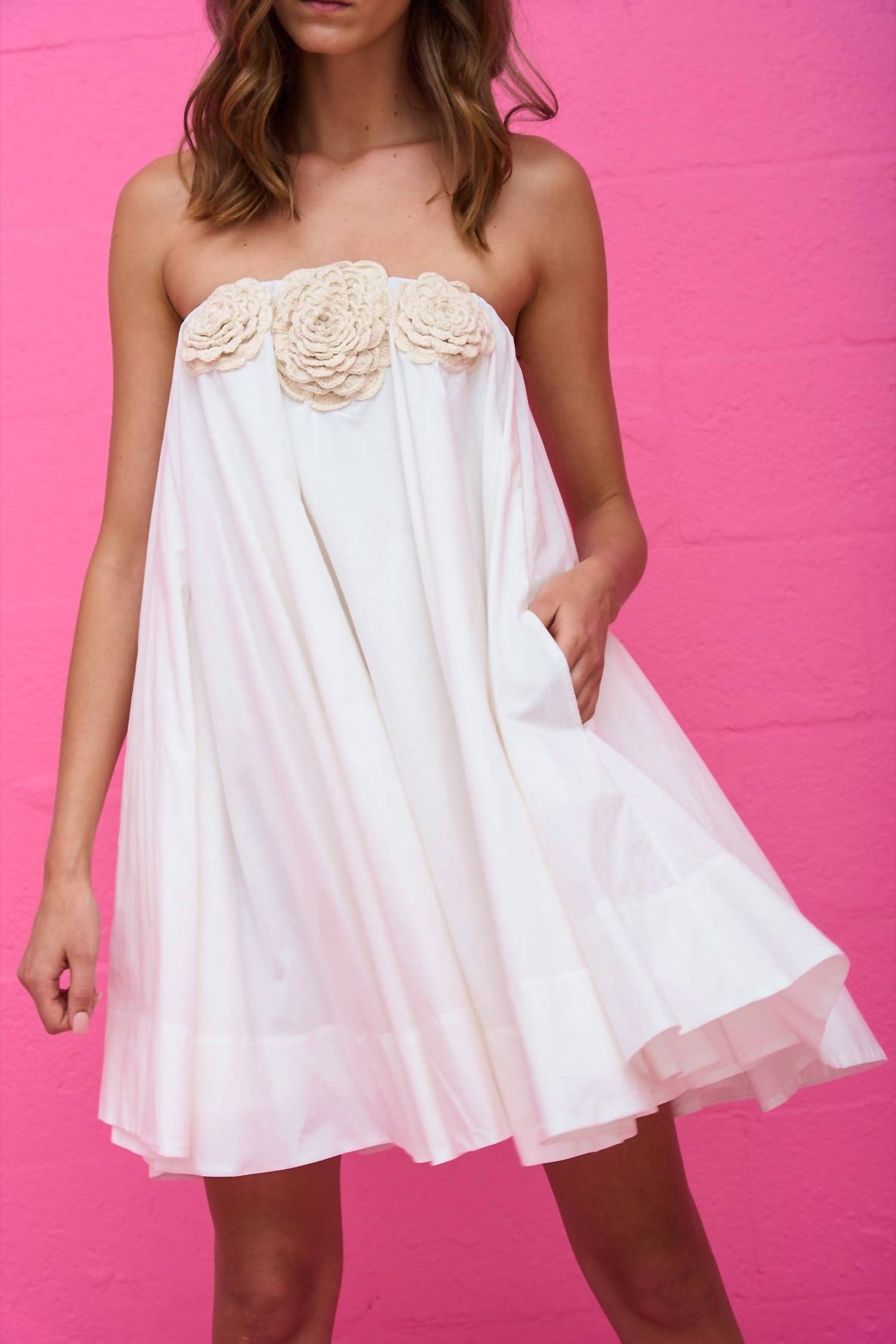 Pitusa - Crochet Flower Tea Dress