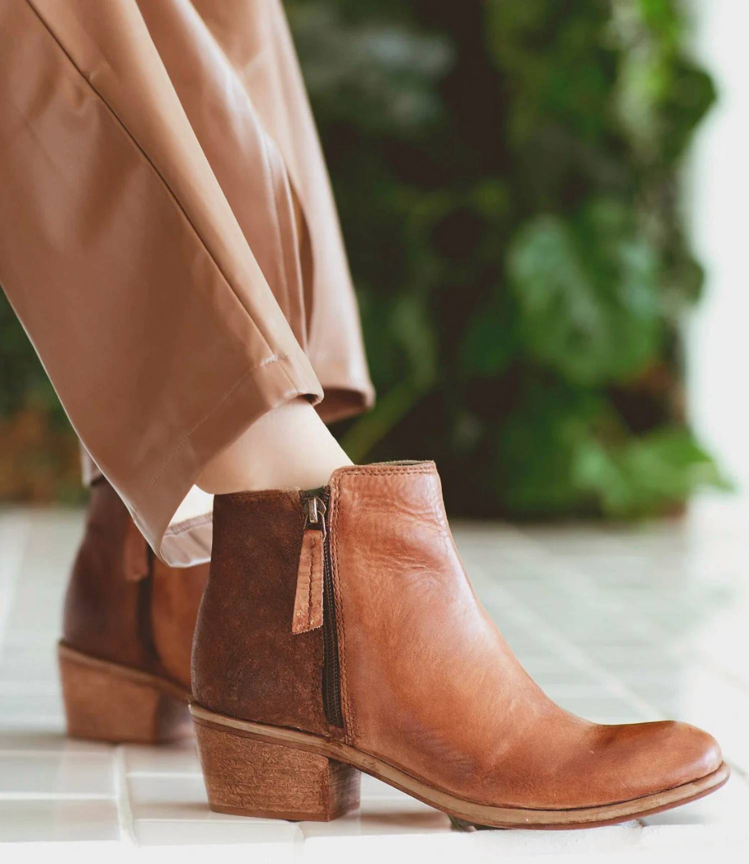 Roan - Women's Liz Bootie