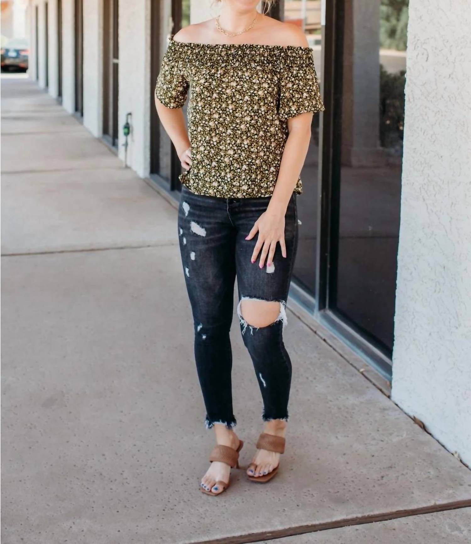Gilli - Ditsy Off-the-shoulder Top