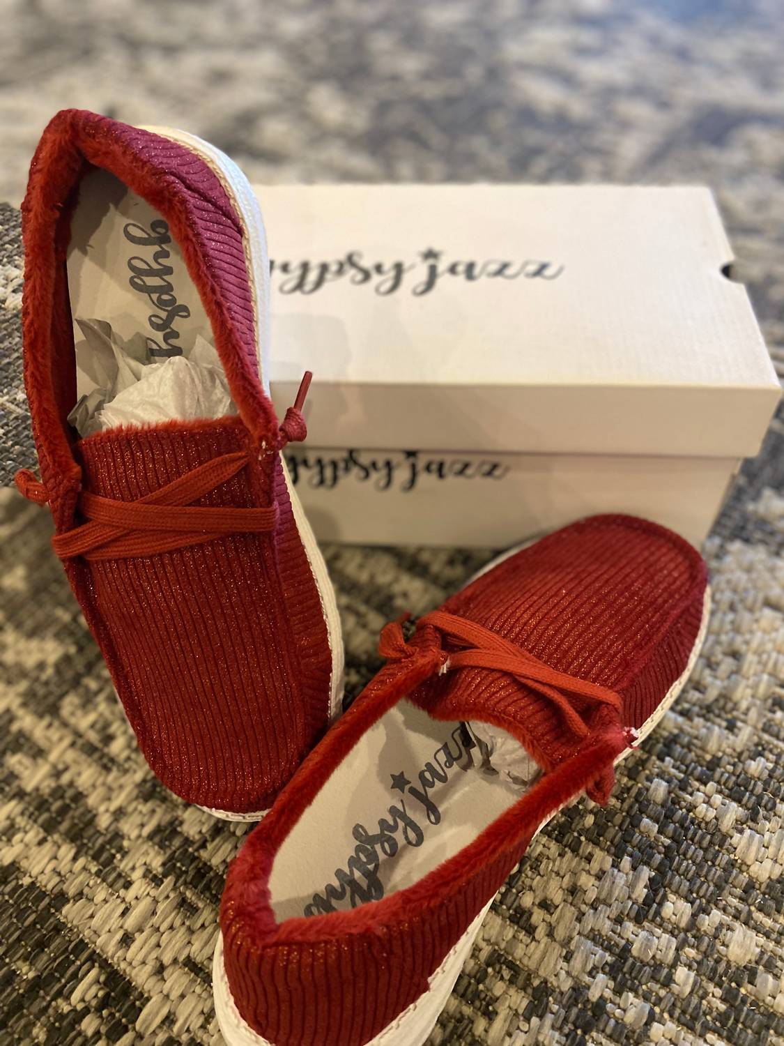 Jinsi Slip On