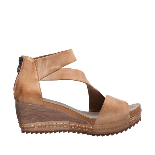 Antelope - Women's Davi Make Up Leather Wedge Sandal
