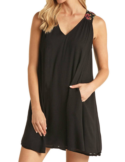 Rock & Roll Cowgirl - Floral Embroidered Dress