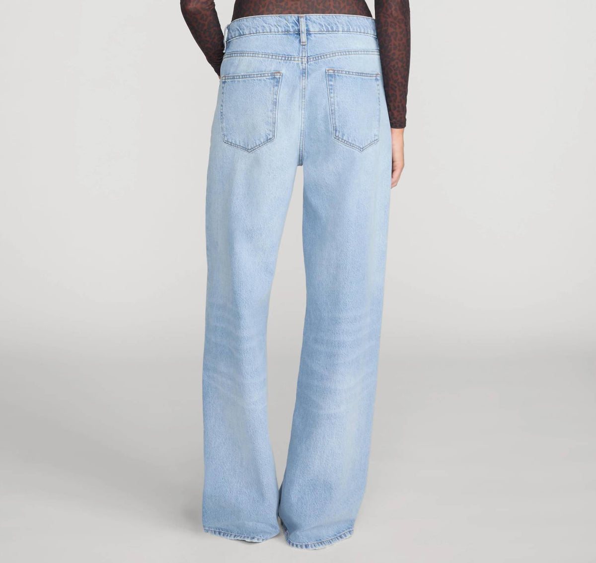 Frame - Pixie Crossover Loose Jean