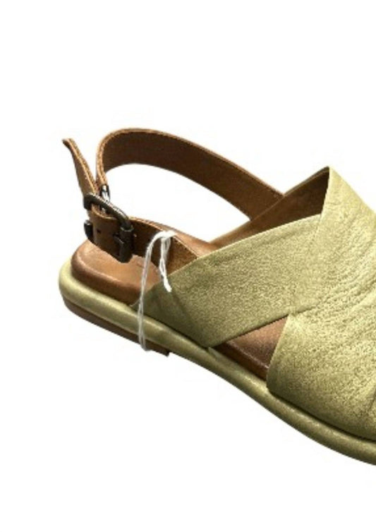 Bueno - Women's Eliza Flat Sandal