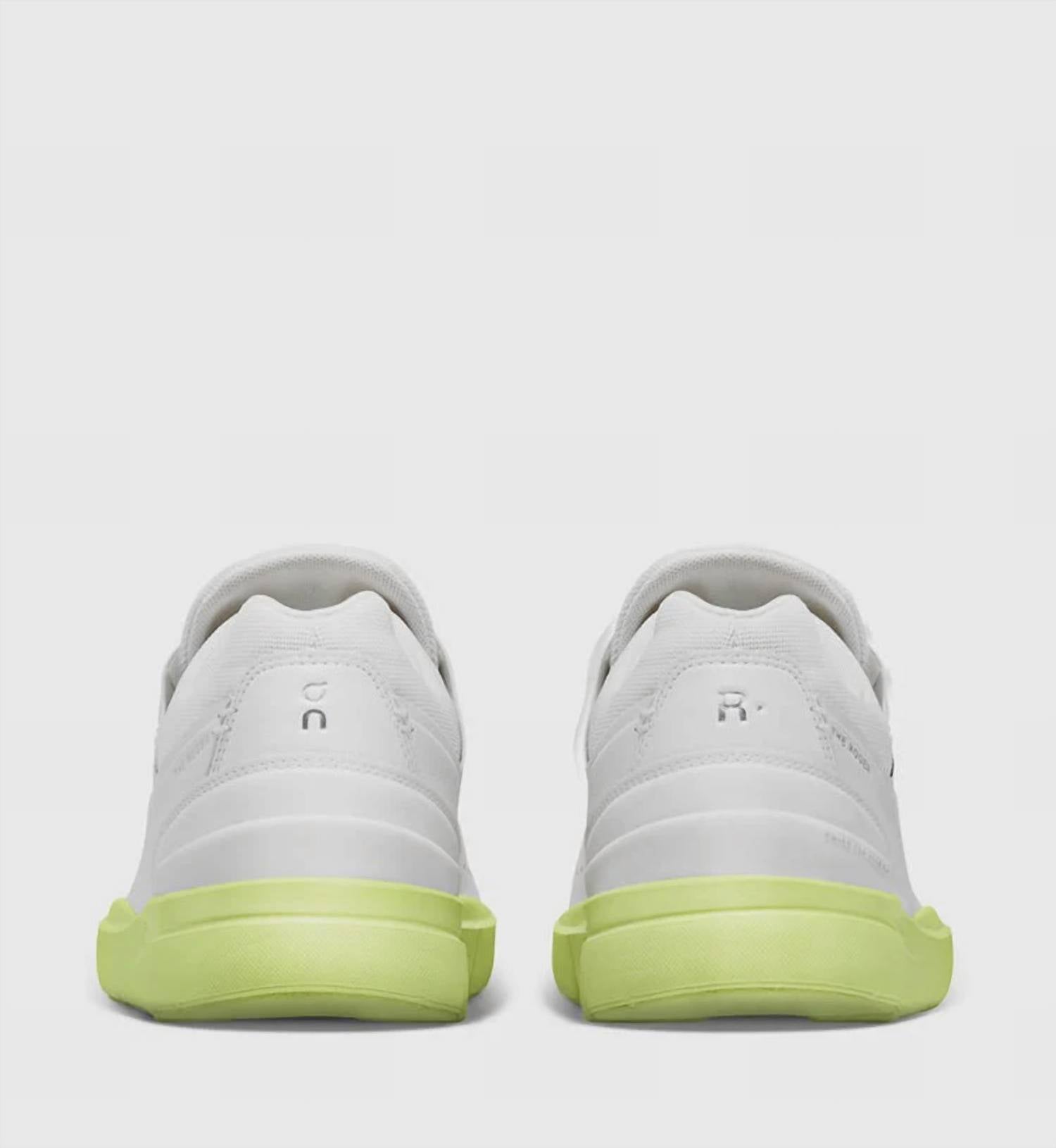 On - Men's Roger Advantage Sneaker