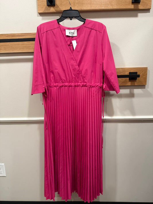 B-Yu - Women's Pleated Three Quarter Dress