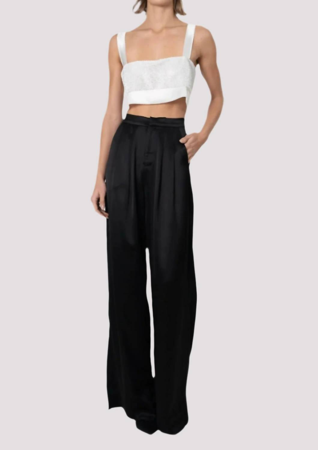 Nonchalant Label - Capri Crop Top