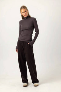 Sundays - Katya Turtleneck Slim Fit Top