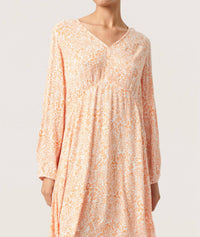 Soaked In Luxury - Zaya Knee-length Long Sleeve Midi Dress