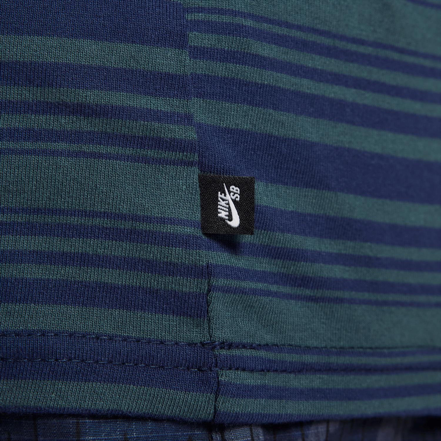 Nike - SB Long Sleeve Striped T-Shirt