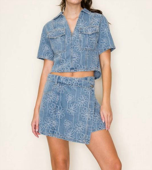 B.Right - Sunny Days Top