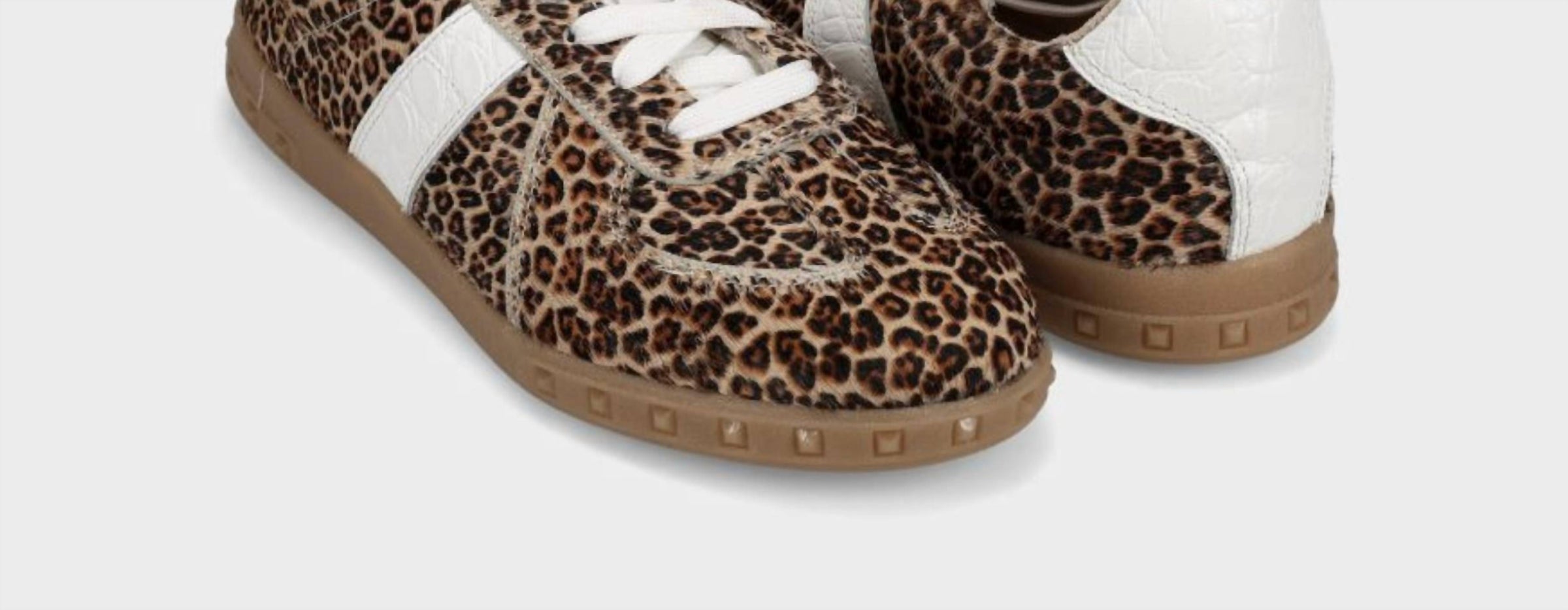 Vaneli - Women's Penny Lace-up Sneaker