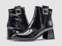 Aga - Women's Karolina Leather Booties