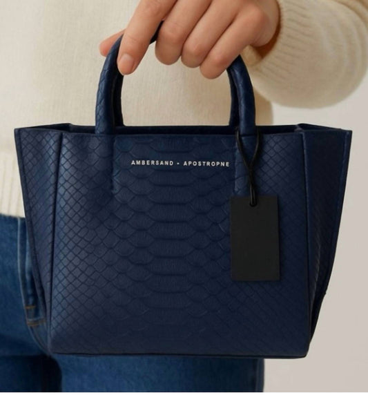 Ampersand As Apostrophe - Women's Leather Microtote