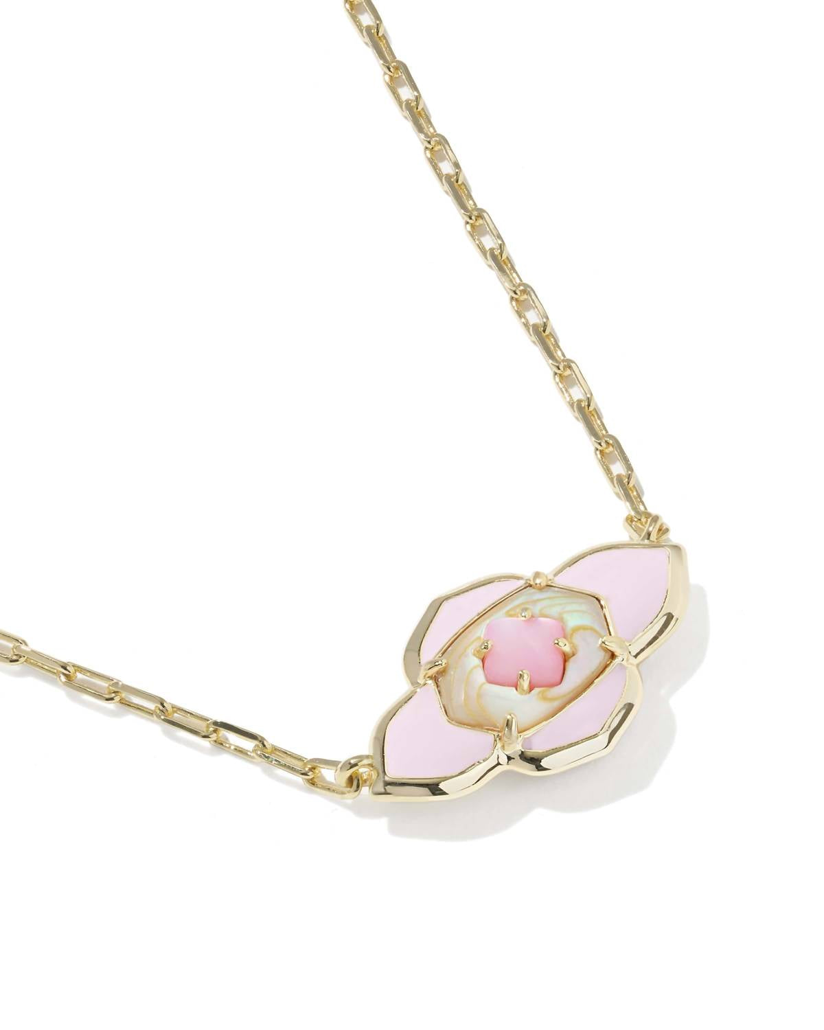 Kendra Scott - Abbie Medallion Short Pendant Necklace