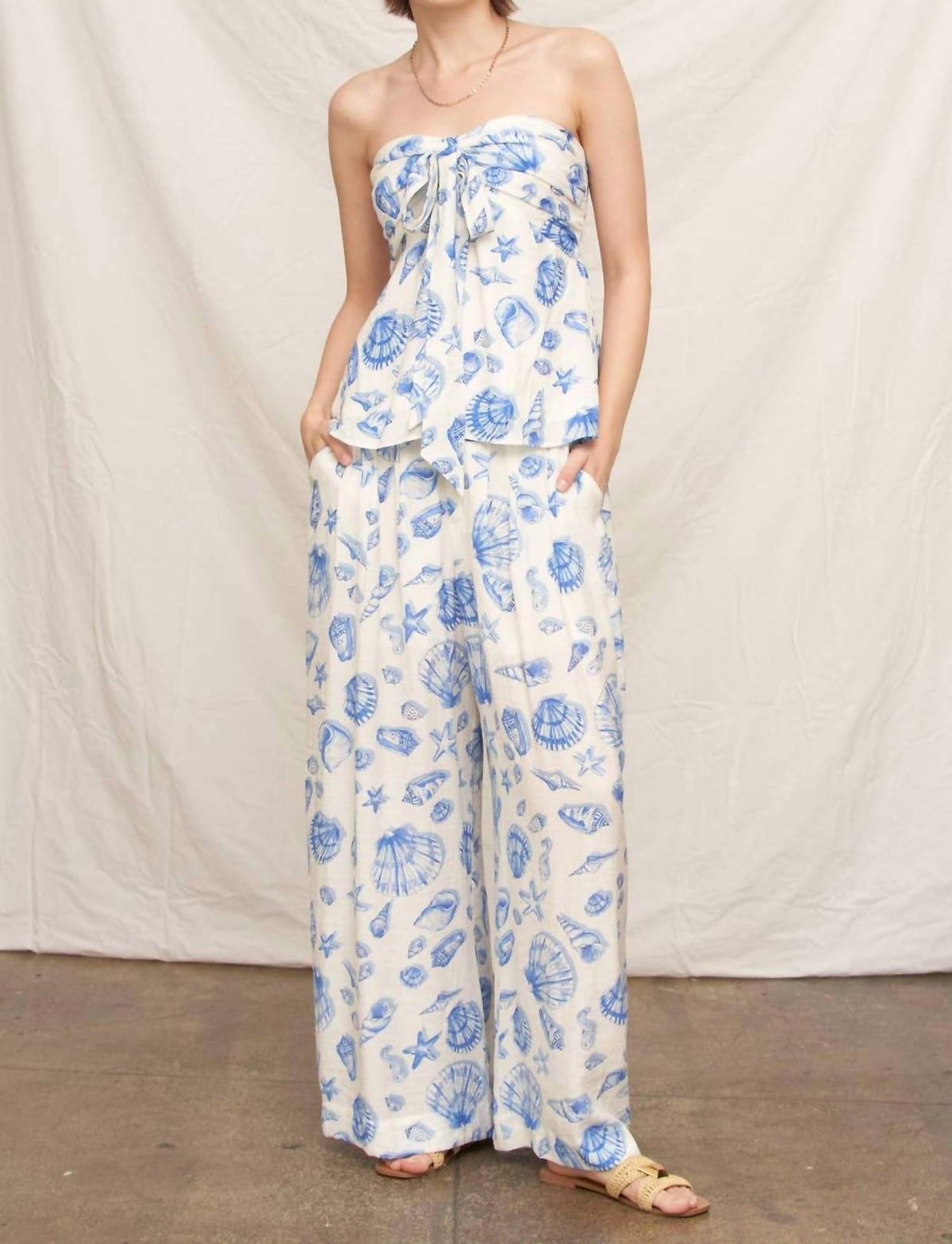 En Creme - Seashell Print Strapless Ribbon Top