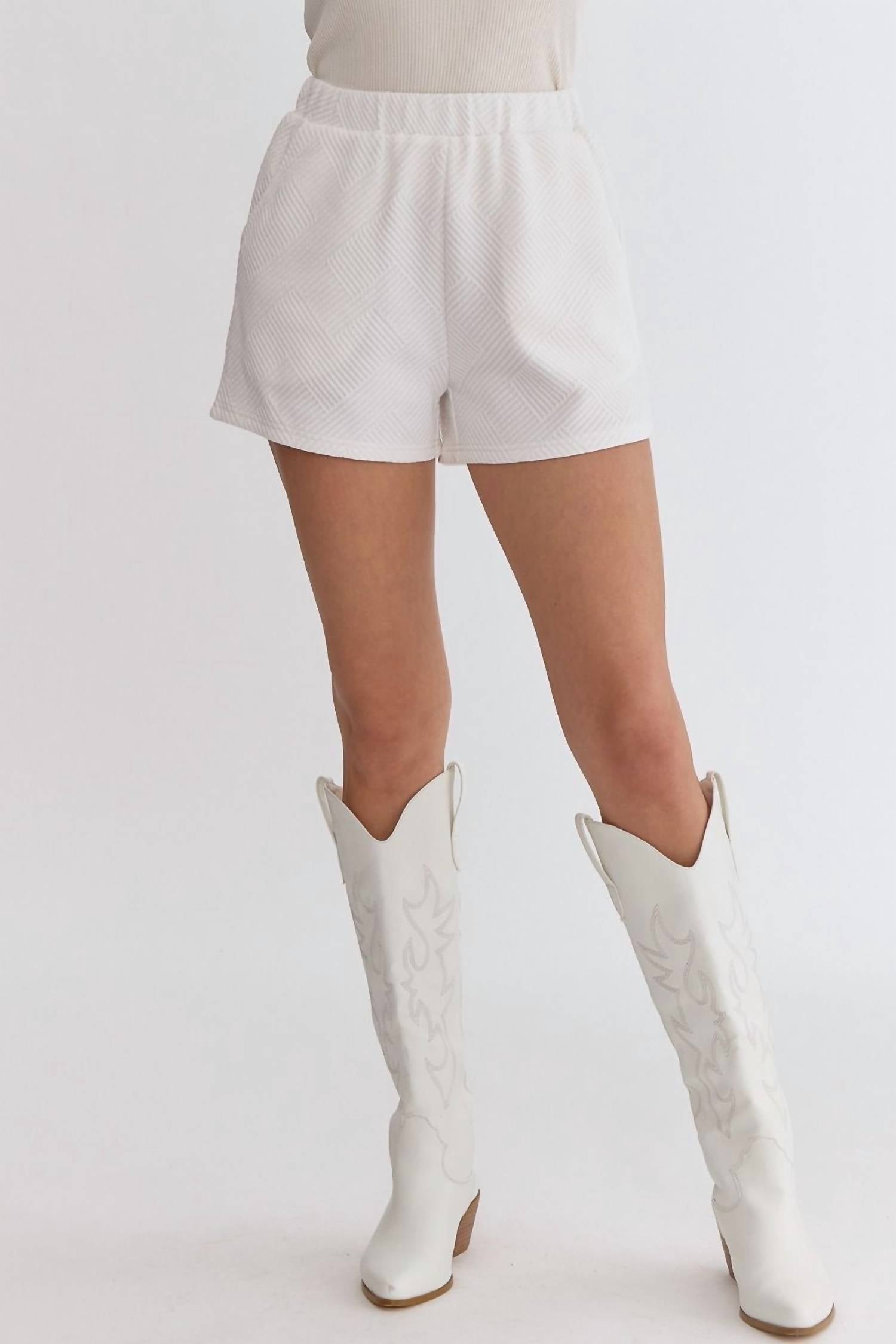 Entro - Textured Shorts