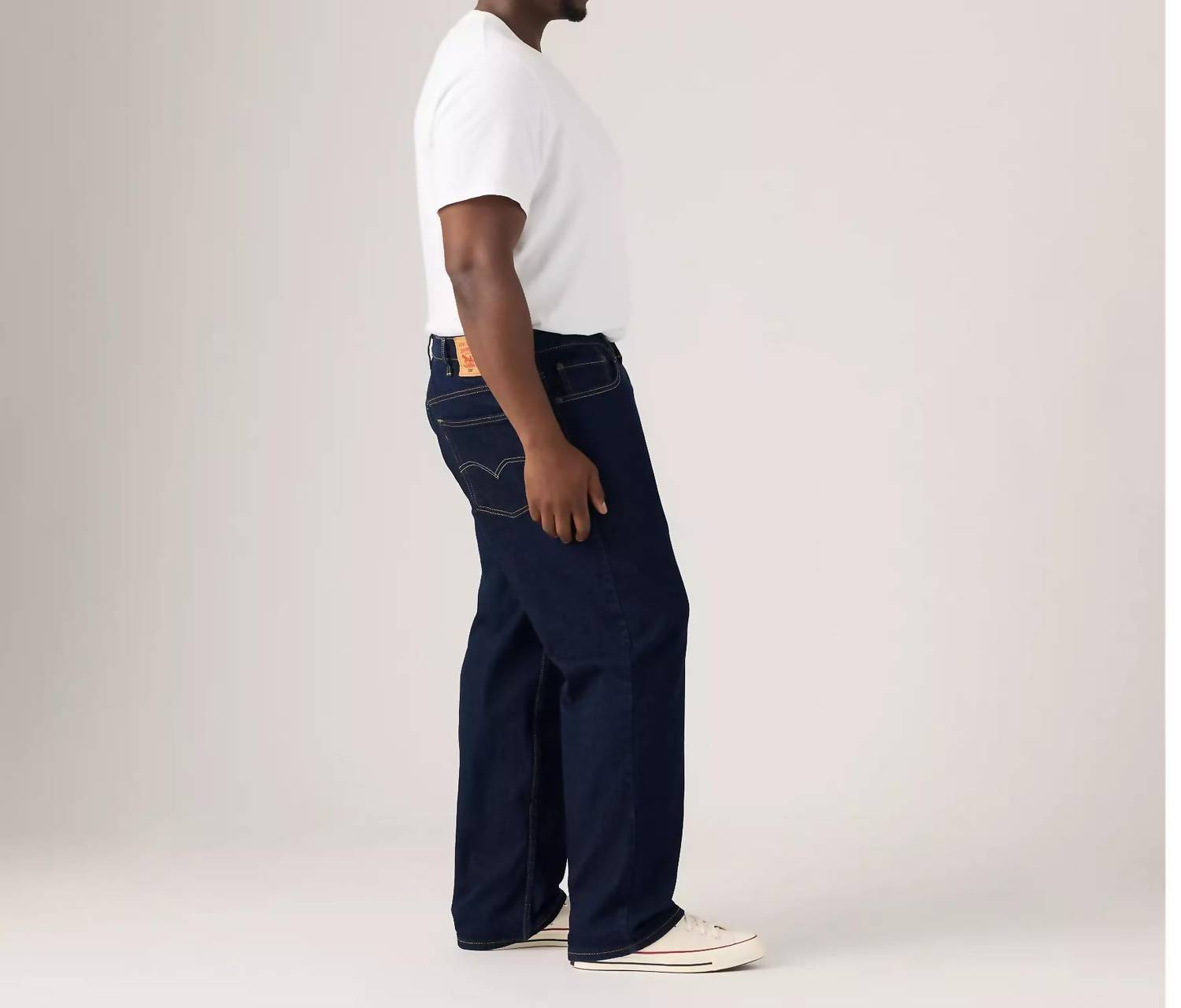 LEVI'S Big 550 Relaxed Fit Jean in rinse dark wash - men's jeans - detail view