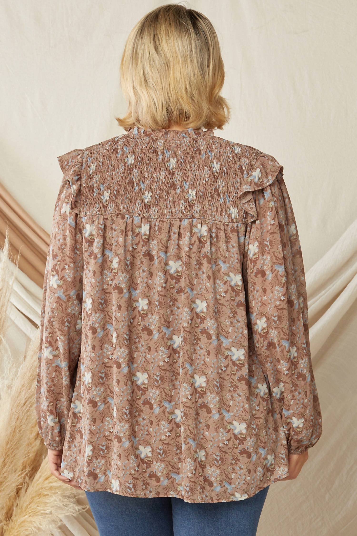 Entro - Ruffle & Floral Blouse - Plus