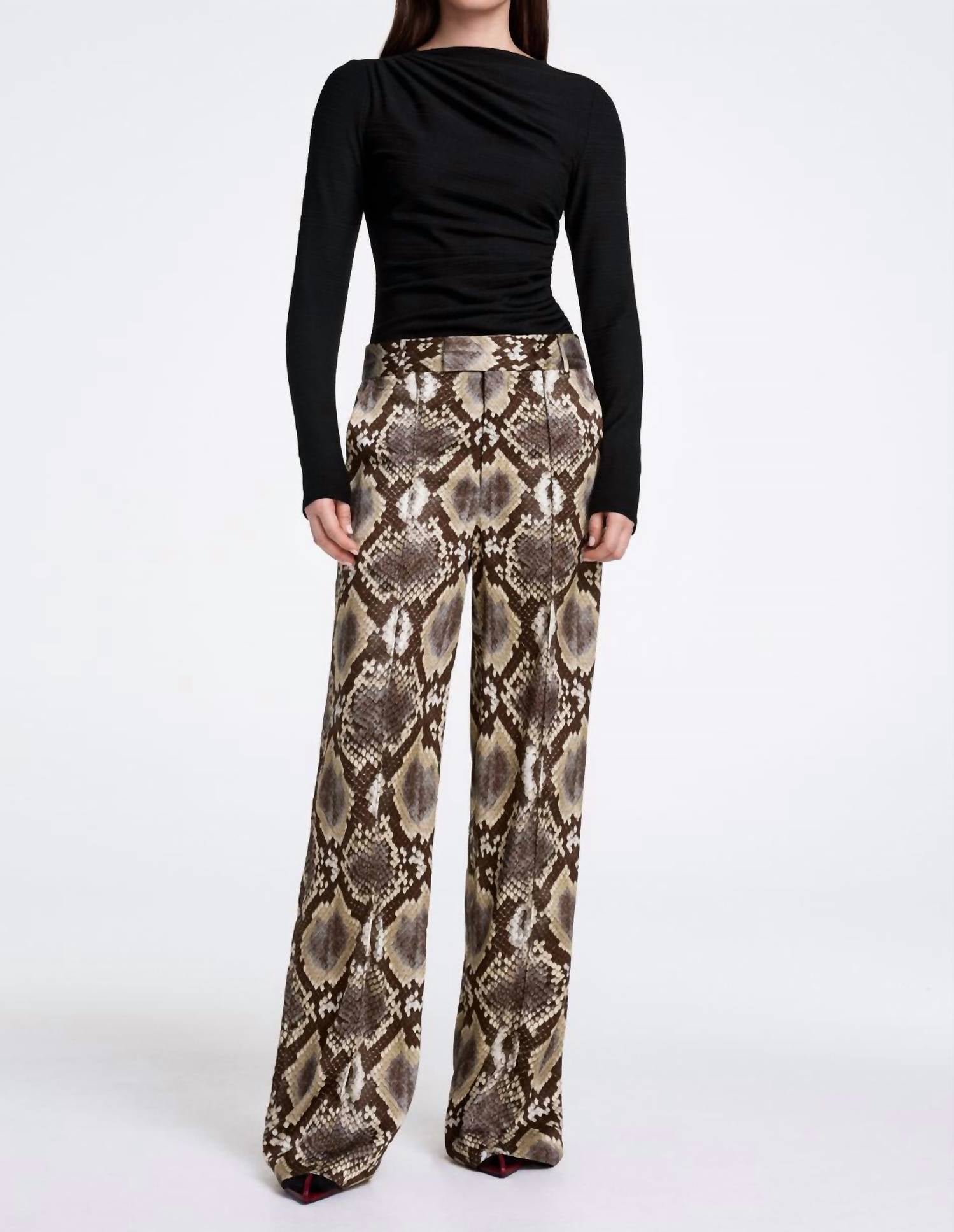 Smythe - Ruched Knit Top