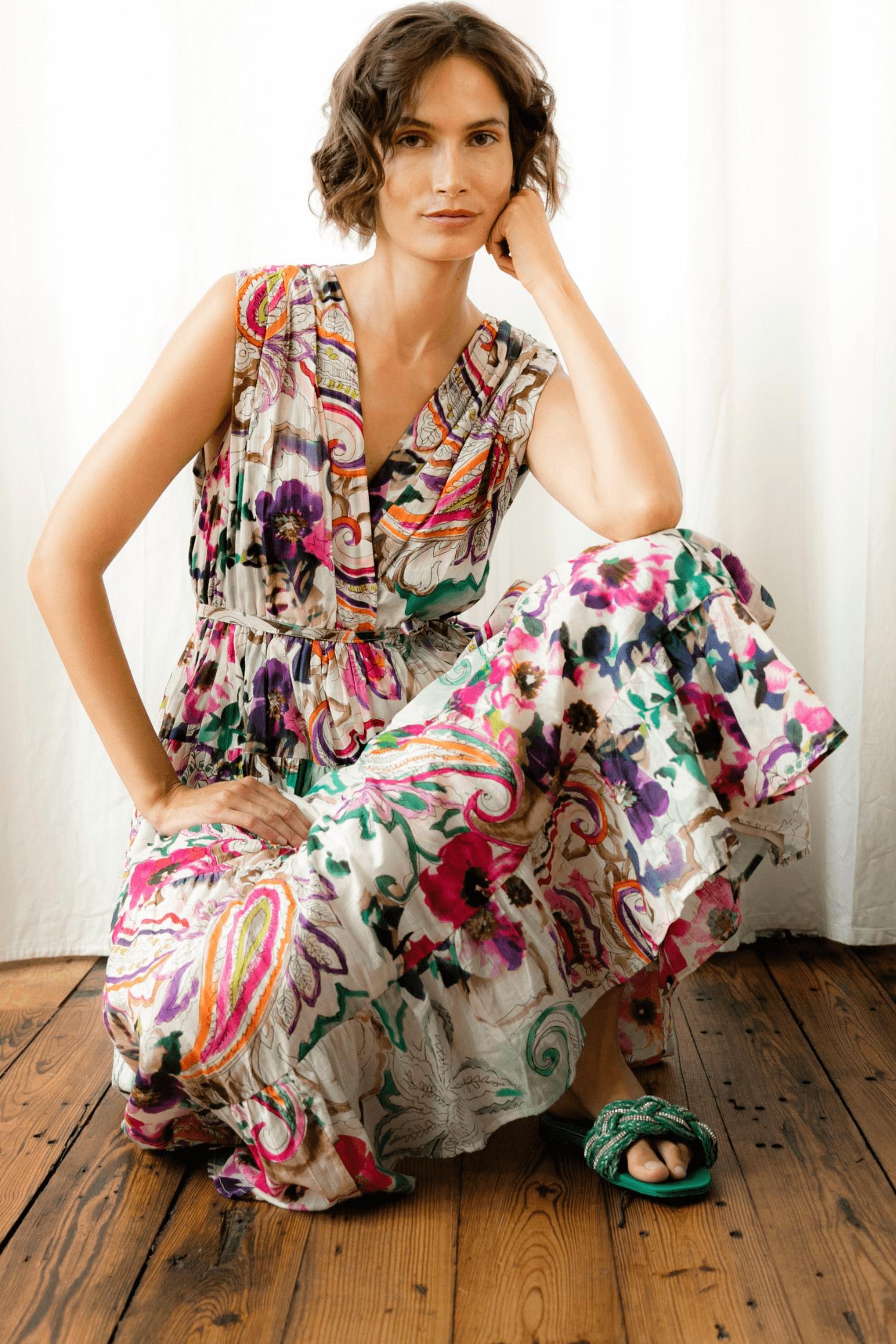 Guadalupe Design - Emilia V-neck Midi Dress