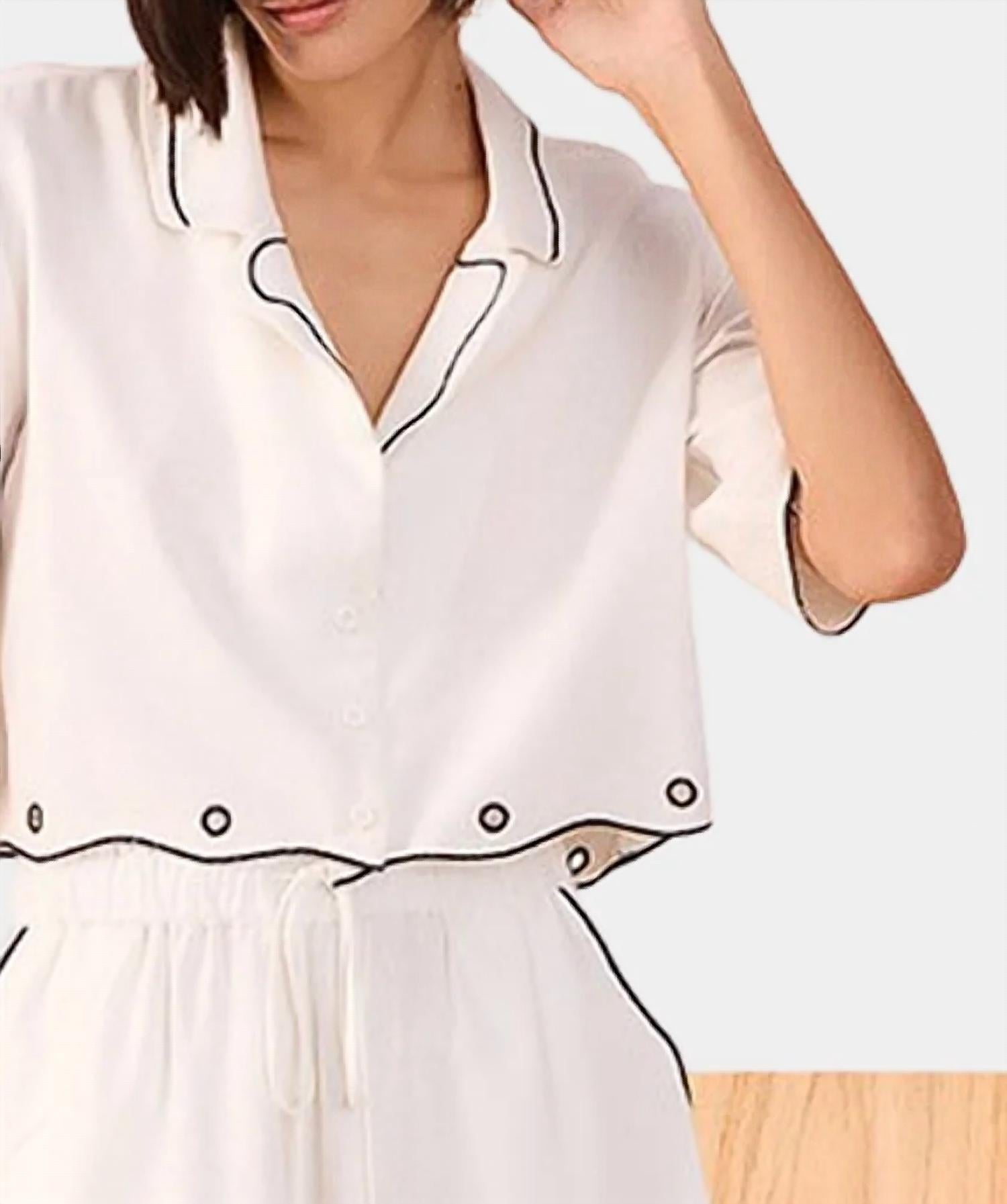 Dress To - Embroidered Scallop Crop Shirt Top