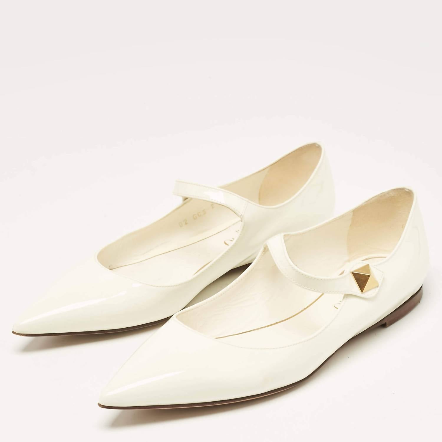 Valentino Garavani Women's Tiptoe Patent Leather Ballerina Flat in ivory - women's flats - detail view