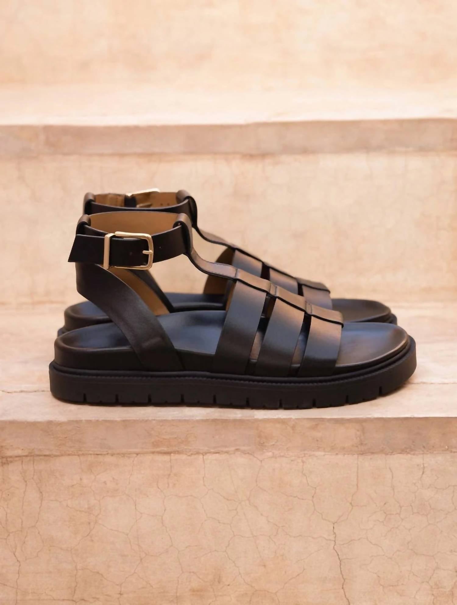 Bobbies - Women's Nellie Flat Sandals