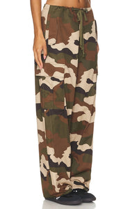 Good American - Parachute Pant