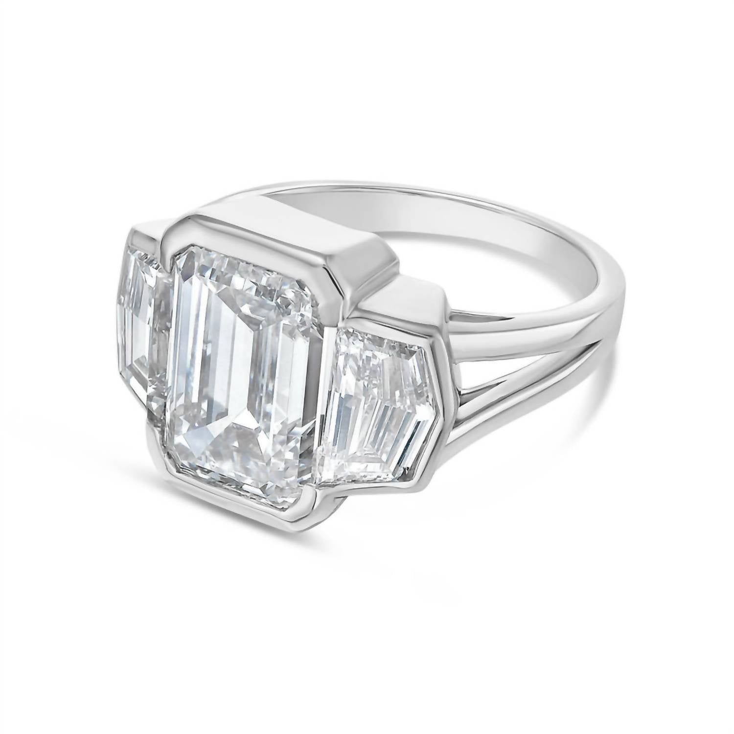 Diana M Jewels - Women's Emerald & Cadilac Lab-Grown Diamond Jewelry Ring (12.00 Ct) - Luxe