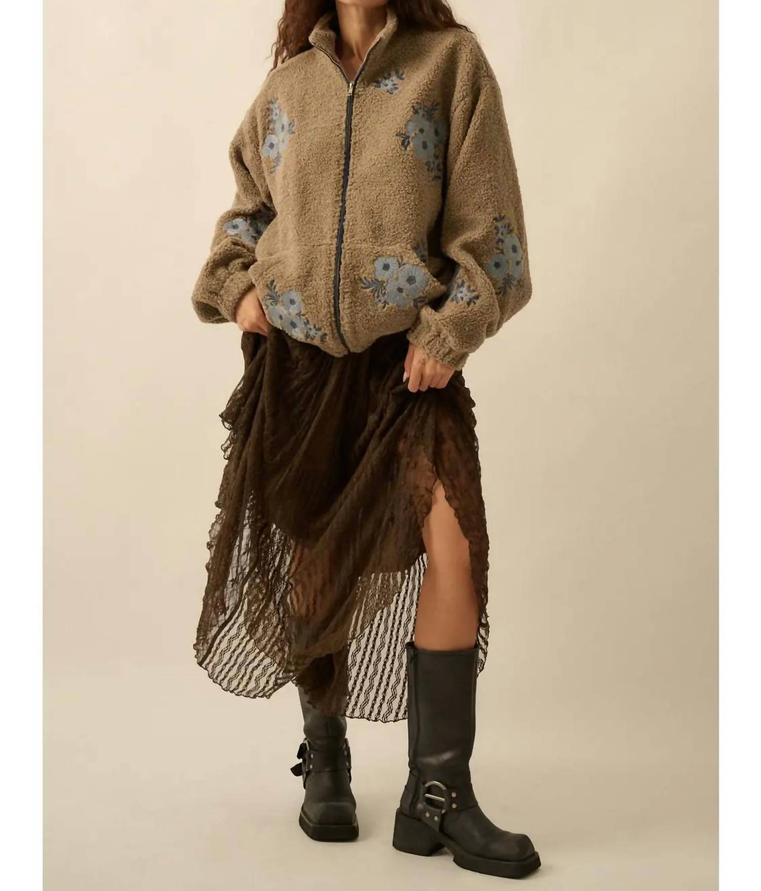 Promesa - Warm Blossoms Floral-embroidered Fleece Jacket