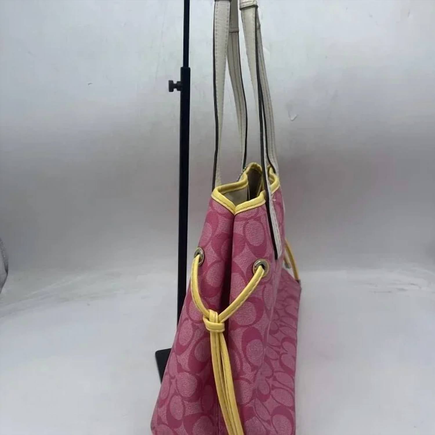 Coach - Signature Carryall Bag