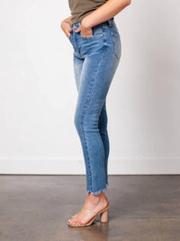 Special A - High Rise Relaxed Skinny Jean