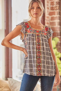Andree By Unit - Flutter Embroidered Top