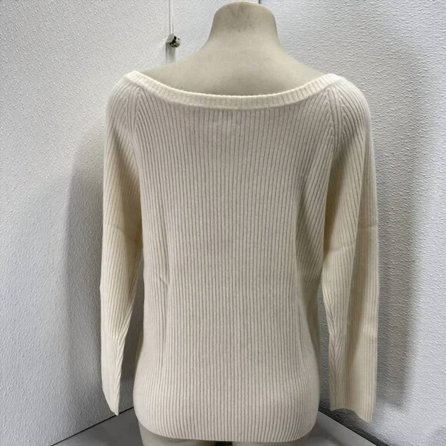 State Cashmere - Off-shoulder V-neck Sweater