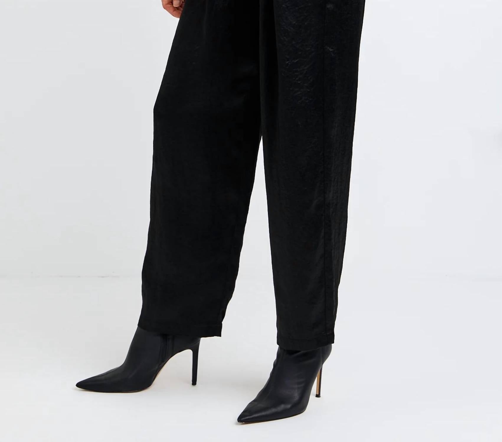 Bella Dahl - Pull On Slouchy Trouser With Elastic Waist and Tie