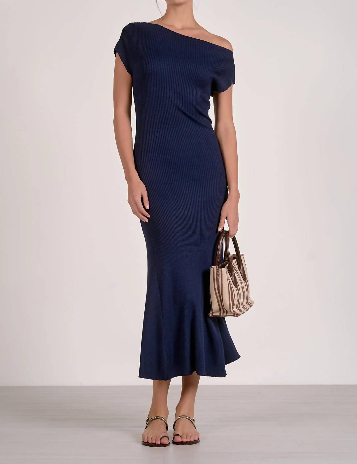 Elan - Cap Sleeve Maxi Dress