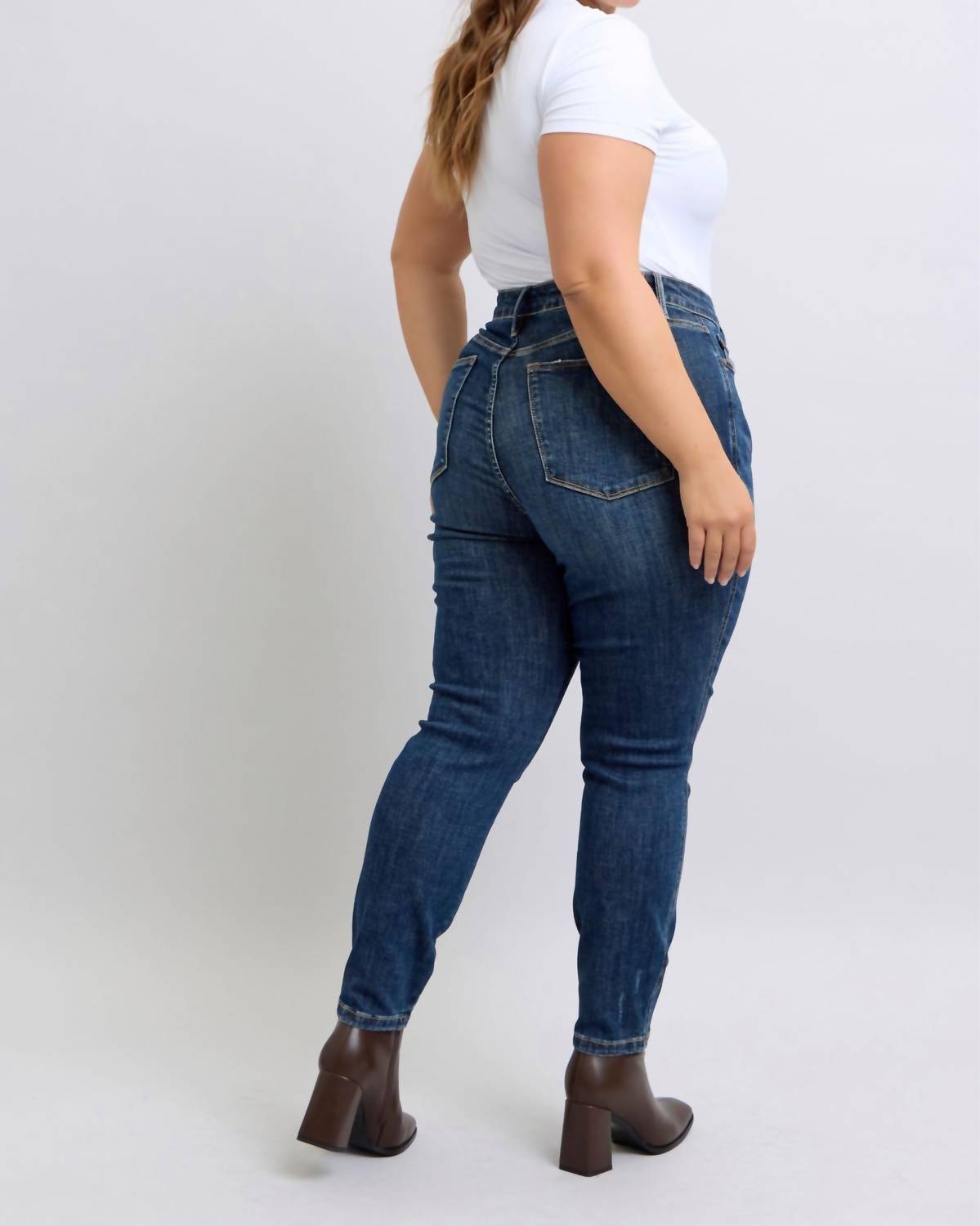 Judy Blue - Mid Rise Tummy Vintage Wash Skinny Jeans