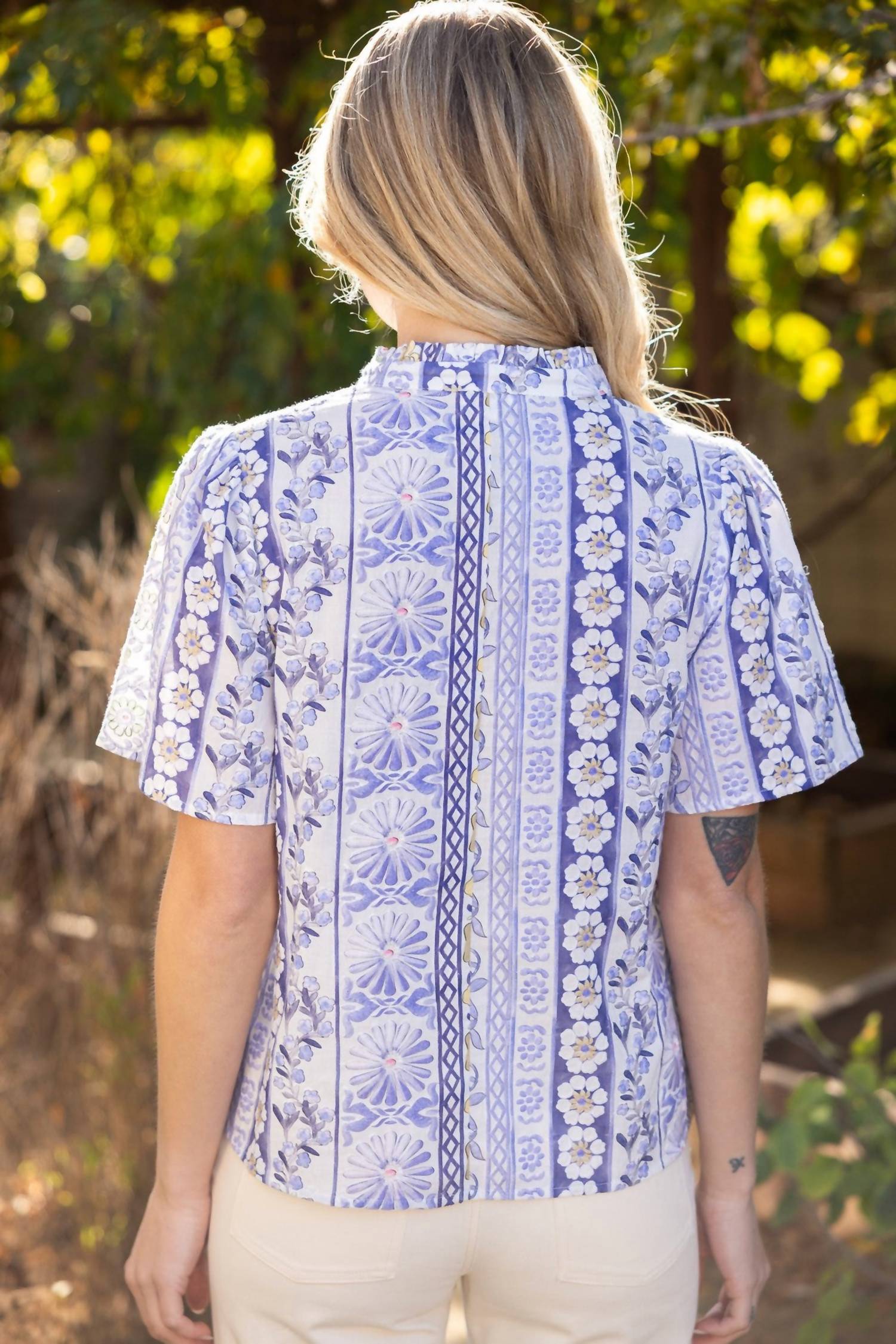 Voy - Floral Ruffle Collar Days Top