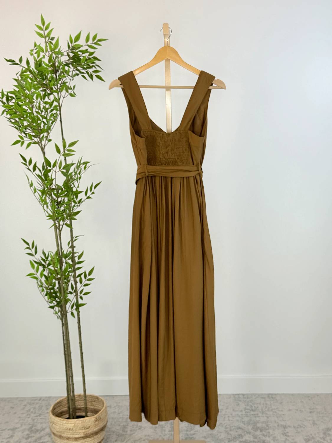 Pinch - Always Poised Tie-back Midi Dress