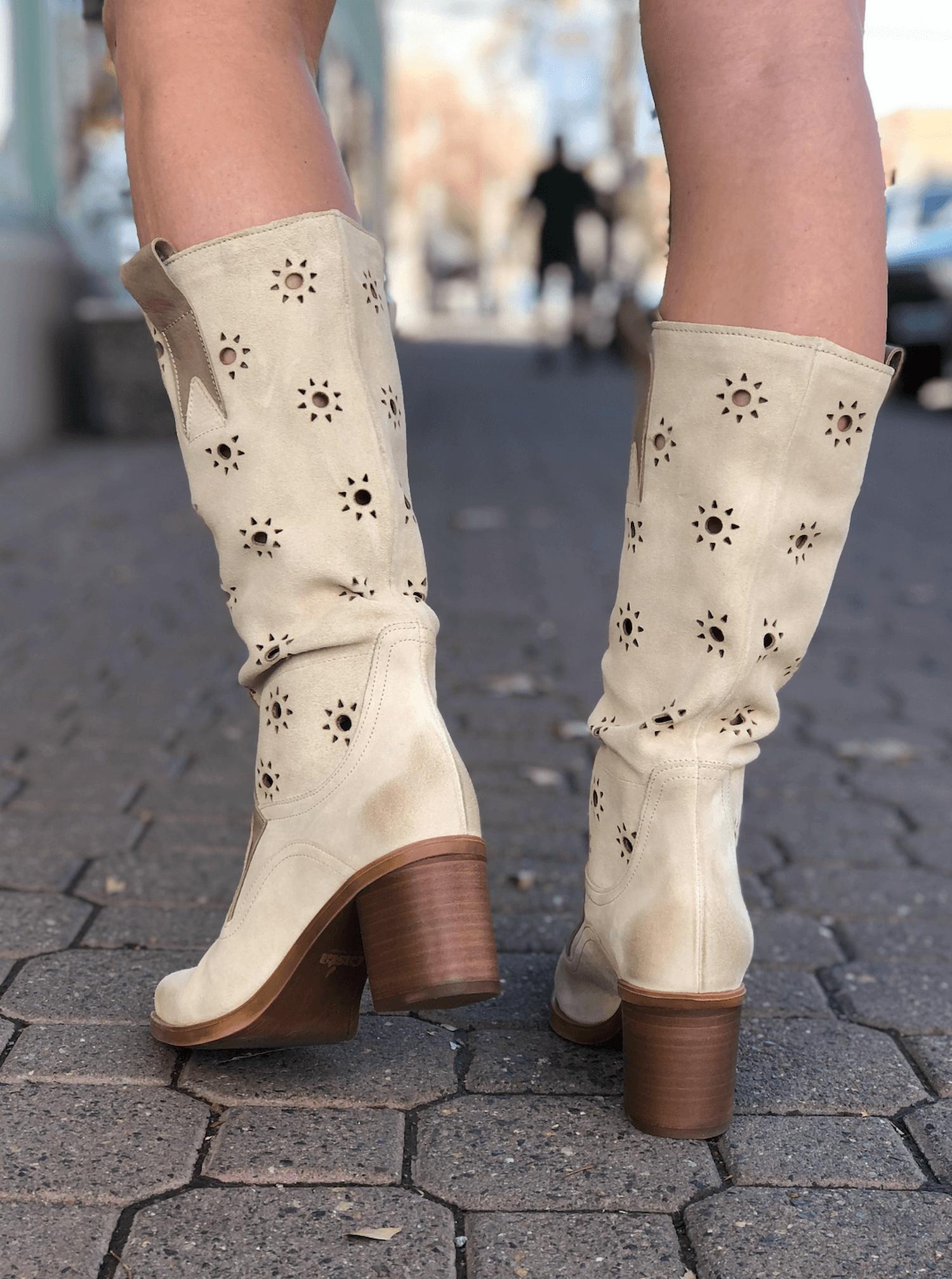 TULIP SLOUCHY-WESTERN BOOT
