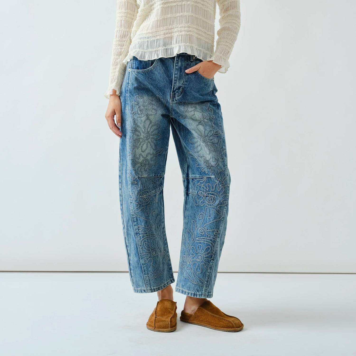 Aaron & Amber - Pressed Flower Barrel Jeans