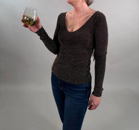 Fifteen Twenty - Flattering V-neck Evening Sparkle Top