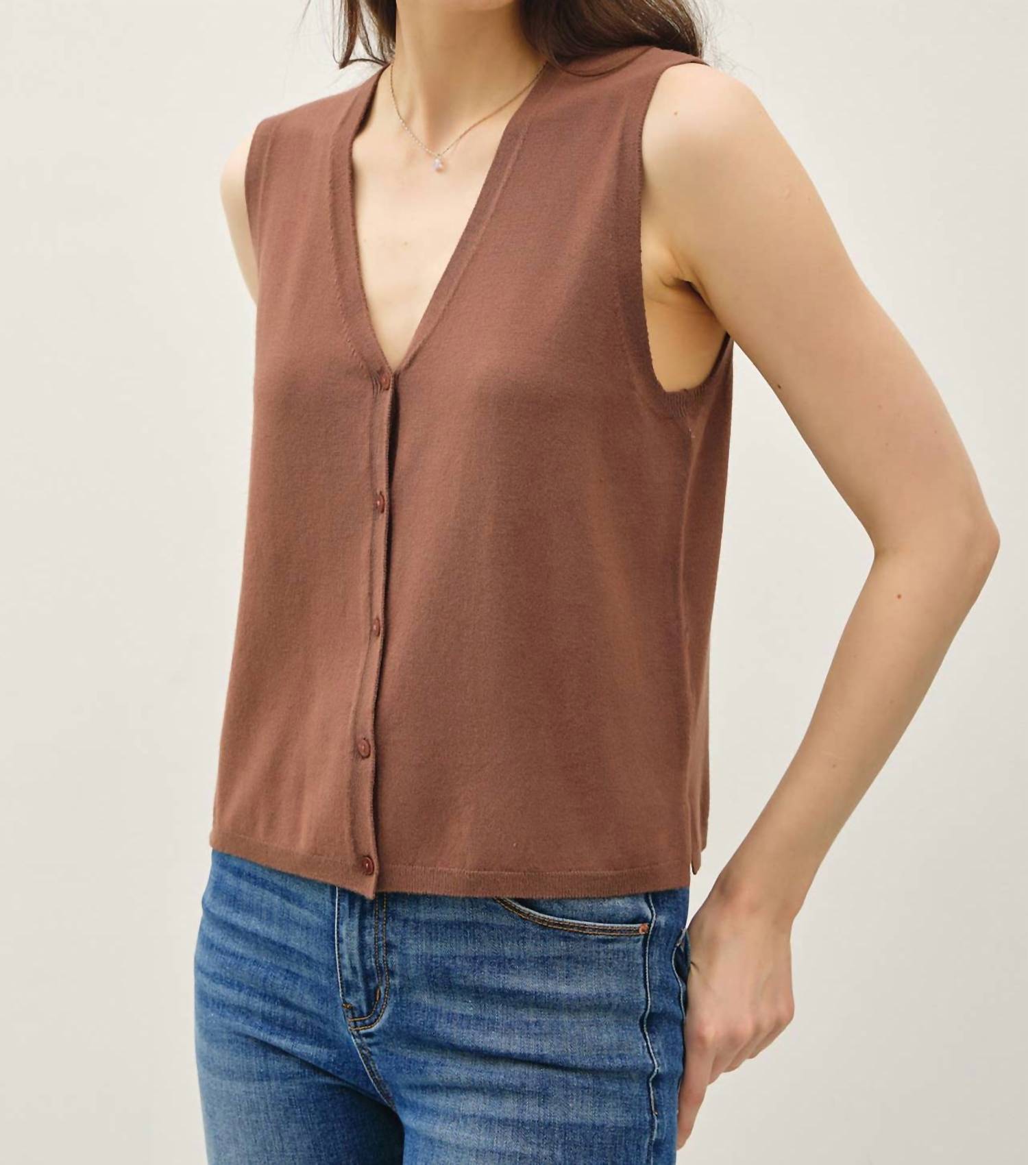 Be Cool - Brynne V-Neck Sweater Vest