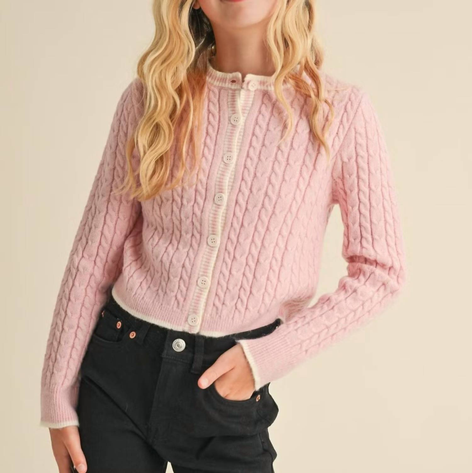 Heart & Arrow - Cropped Cable Knit Cardigan