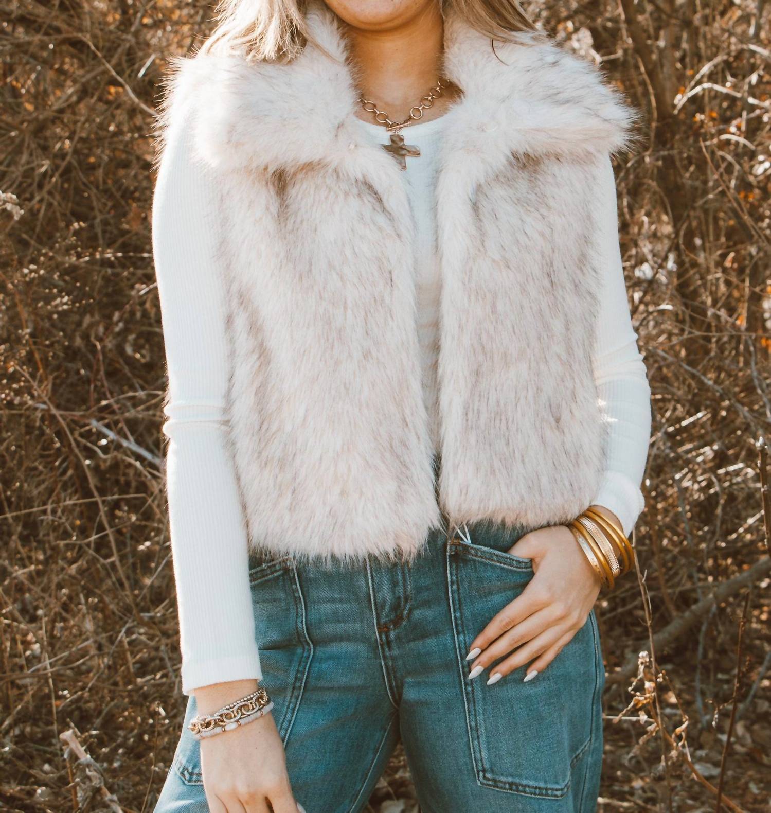BUCKETLIST Fireside Faux Fur Vest in cream - women's jacket