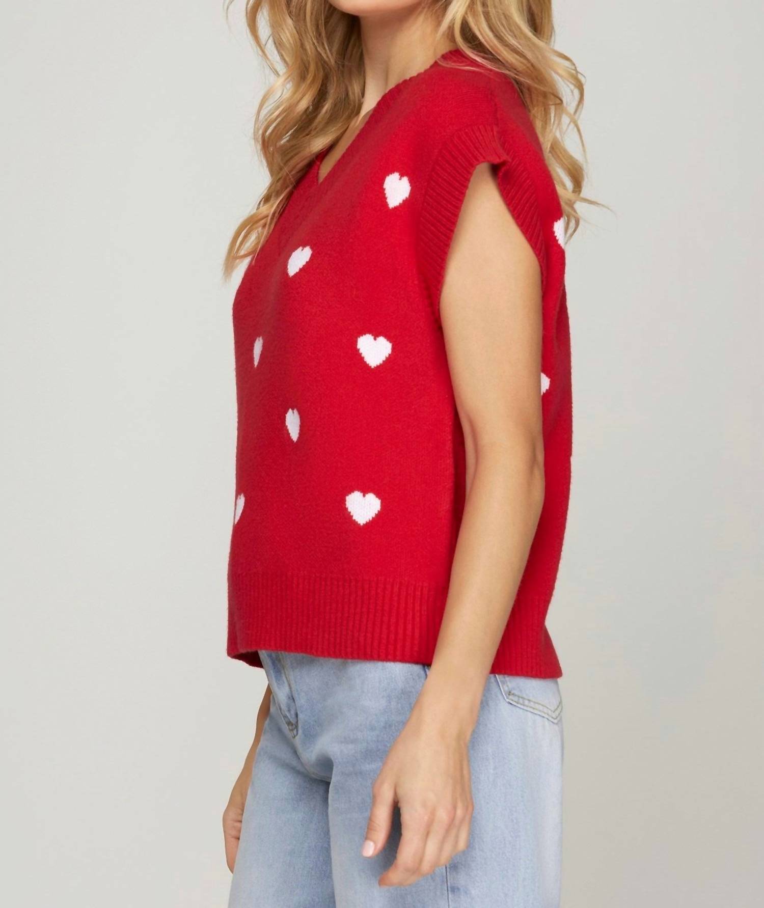 She + Sky - V-NECK HEART PATTERN SWEATER VEST