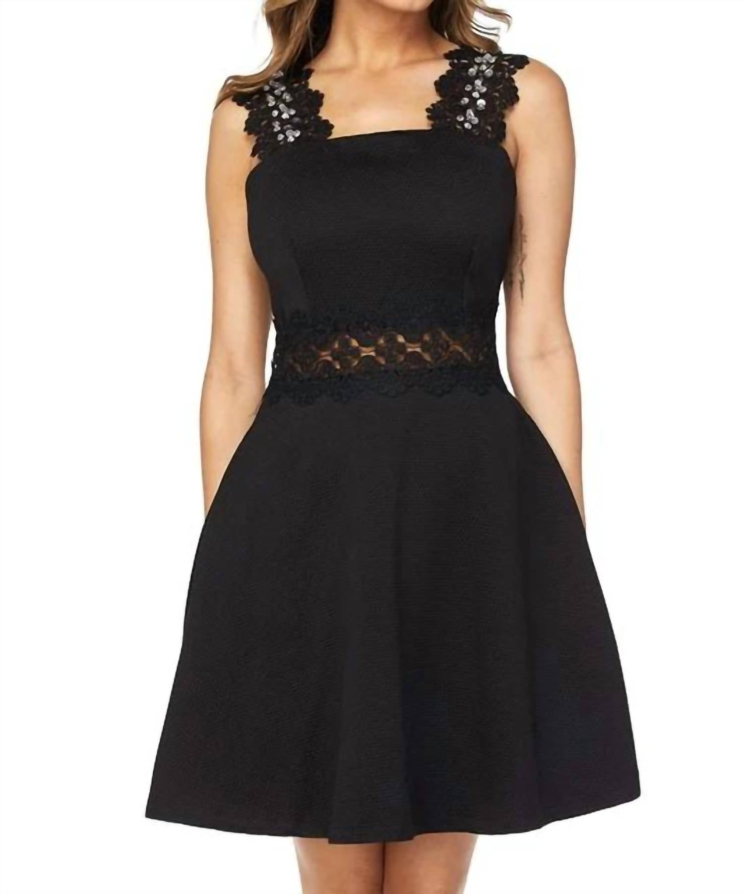Sp Special Person - Flirty Short Lace Sleeves Dress
