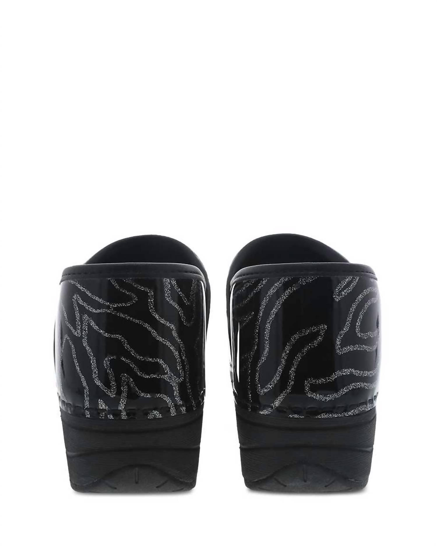 Dansko - Women’s Xp 2.0 Patent Clogs