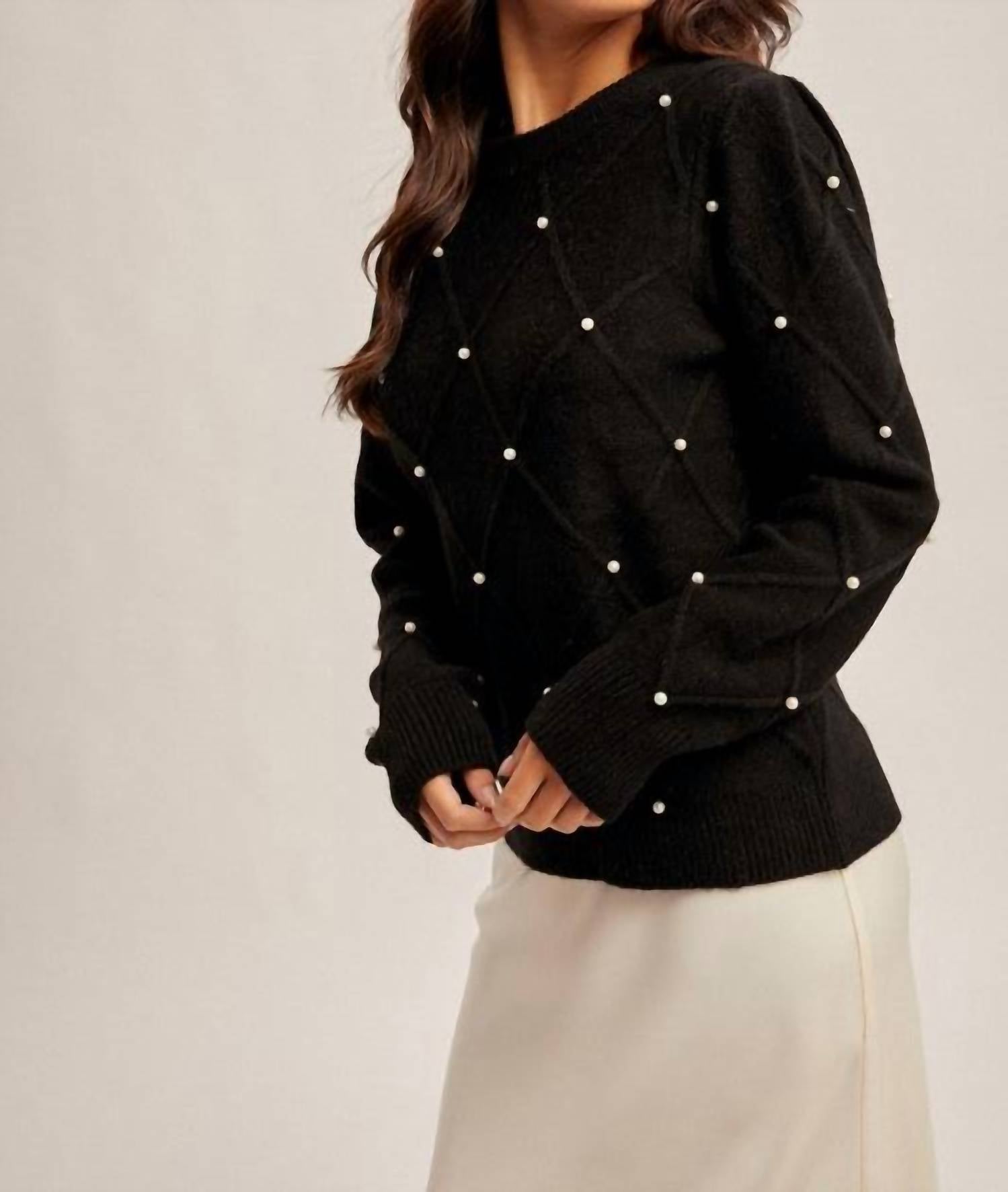 Hem & Thread - Pearl Detailed Sweater